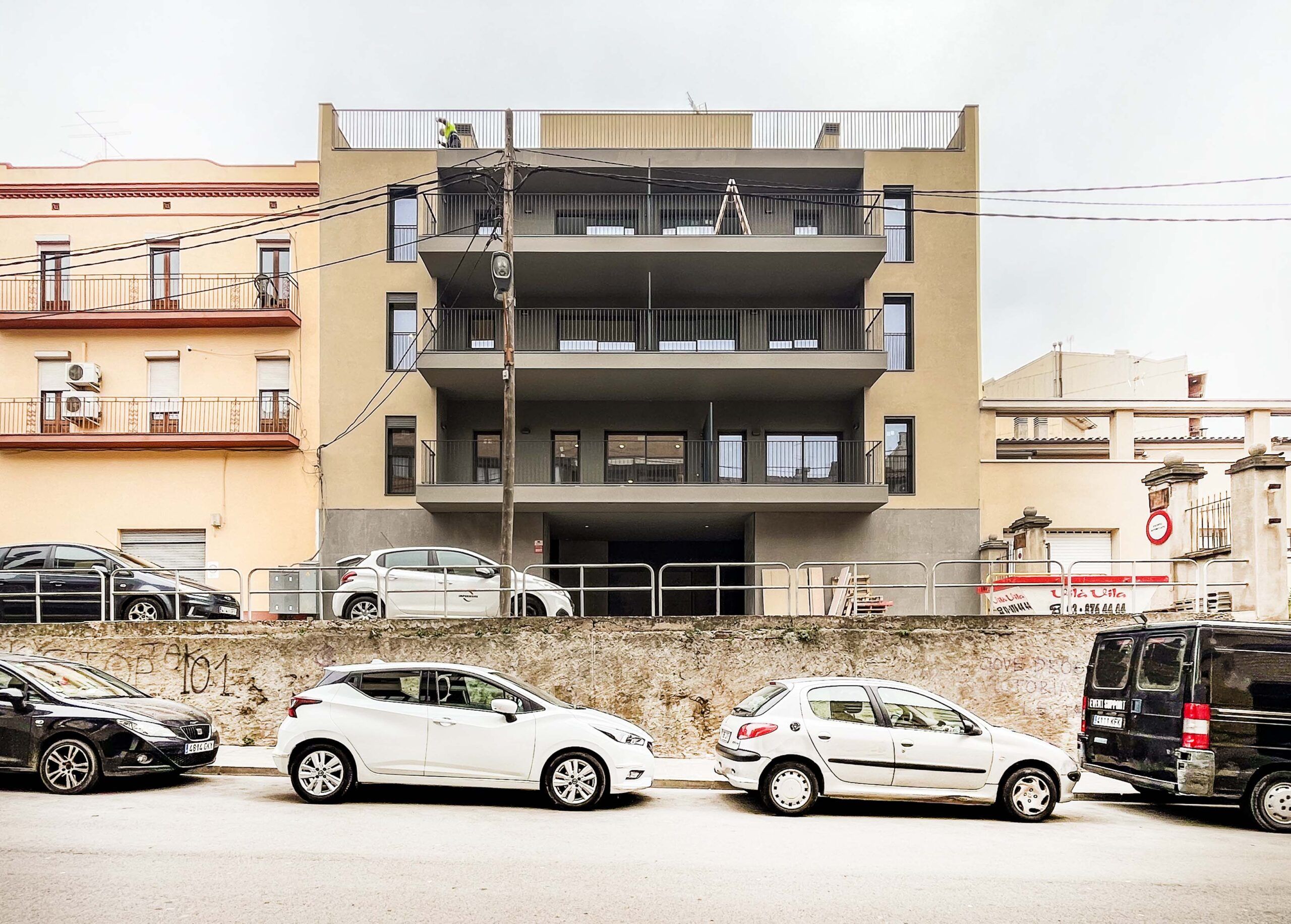 Residencial Creu Guixera — façana sud acabada